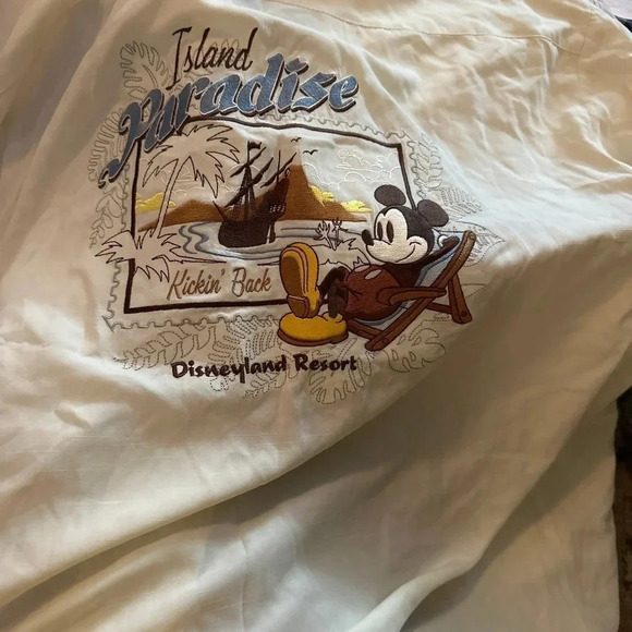 Disney World Island Paradise Mickey Mouse Kickin Back Embroidered Shirt Size XXL - Picture 6 of 6